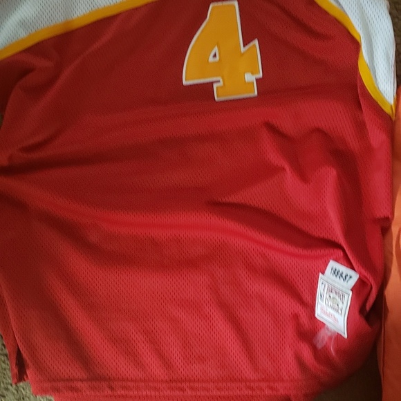 Jersey - Picture 3 of 4